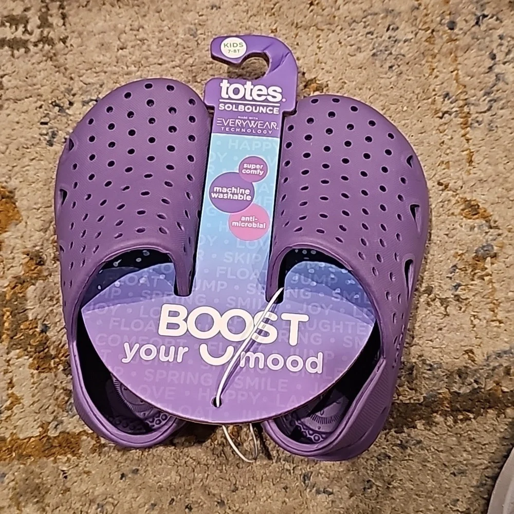 Totes Kids SOLBOUNCE Sandals